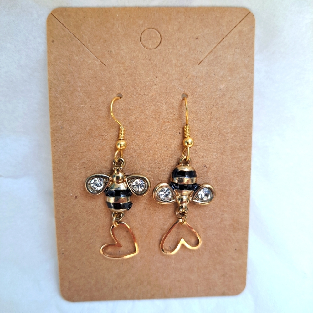 💛🖤NIP Honey Bee Heart Earrings Handmade